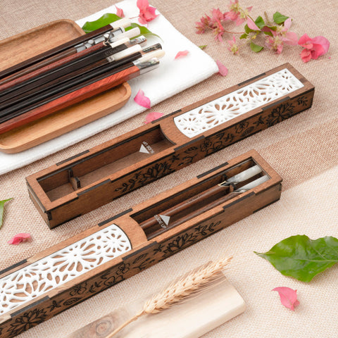 Chopsticks with Brown stylized wooden box. Personalized Chopstick