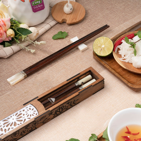 Chopsticks with Brown stylized wooden box. Personalized Chopstick
