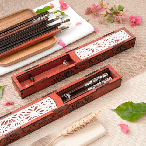 Chopsticks with Dark red stylized wooden box. Personalized Chopstick